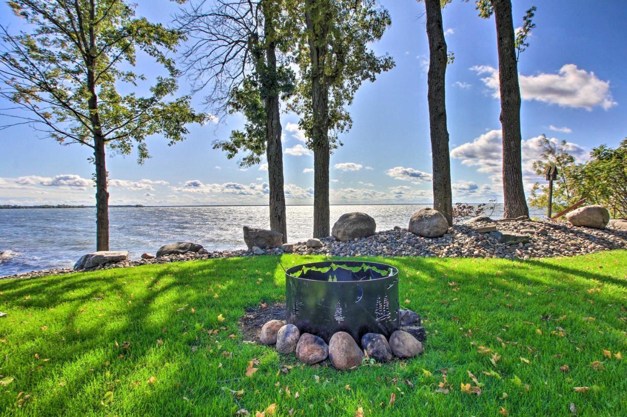 Waterfront Lake Mille Lacs Lodge With Deck And Grill! Isle Экстерьер фото